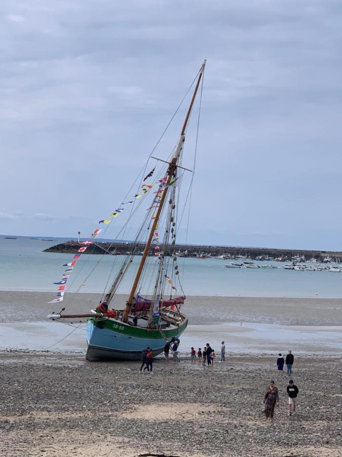 Maison Caroual Erquy 500M De La Plage 外观 照片